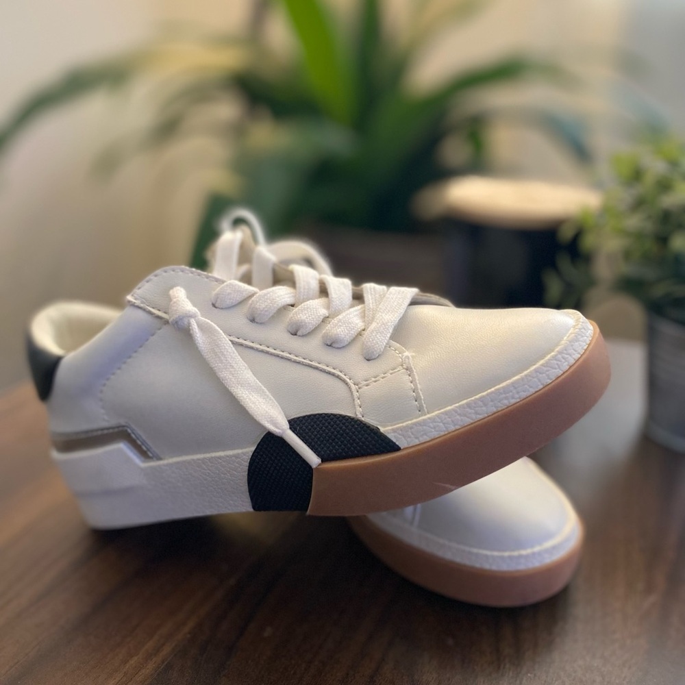 NWT Dolce Vita White and Black Sneakers with Chunky Sole